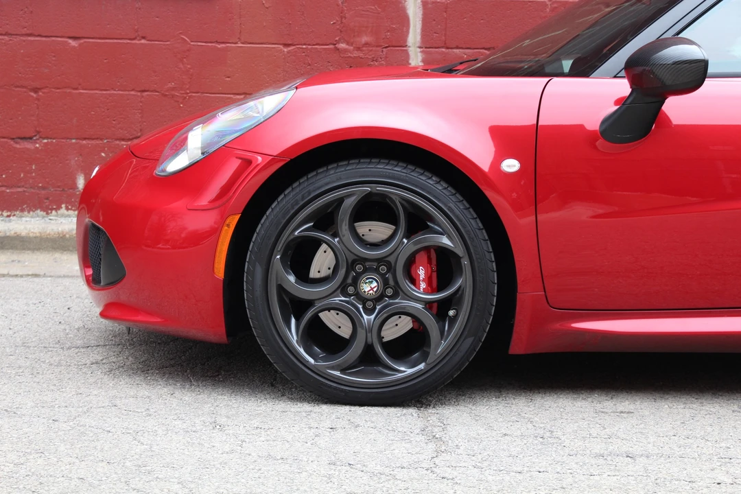 2015 Alfa Romeo 4C Coupe - Image 9 of 31