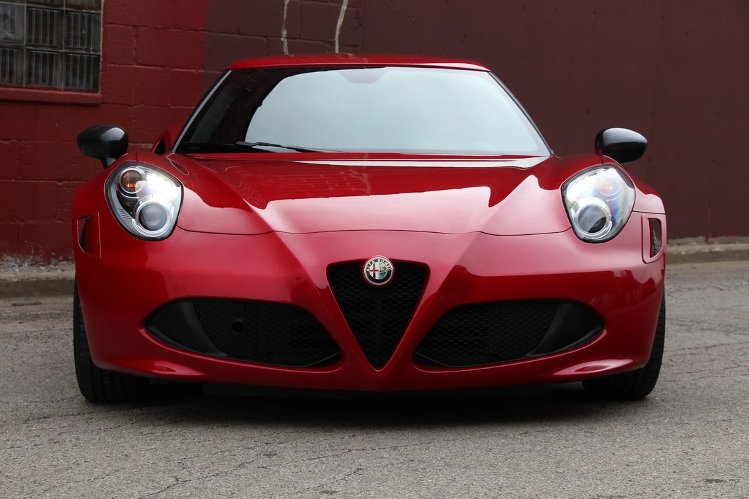 2015 Alfa Romeo 4C Coupe - Image 12 of 31