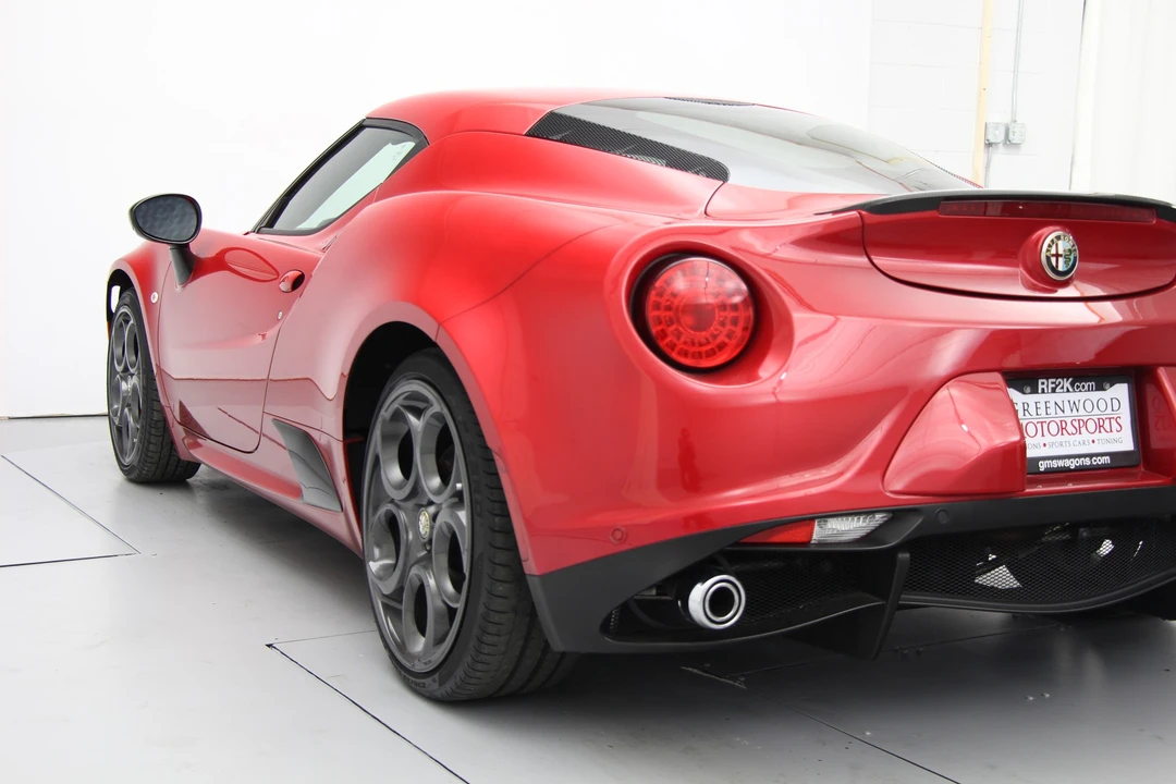 2015 Alfa Romeo 4C Coupe - Image 17 of 31