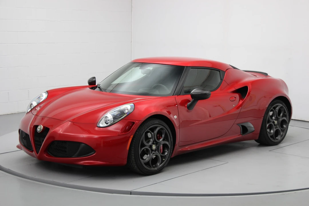 2015 Alfa Romeo 4C Coupe - Image 27 of 31