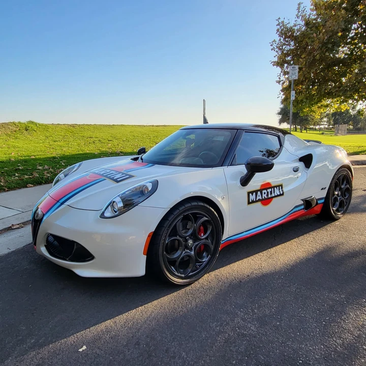 2015 Alfa Romeo 4C Coupe - Image 2 of 31