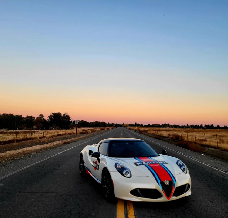 2015 Alfa Romeo 4C Coupe - Image 11 of 31