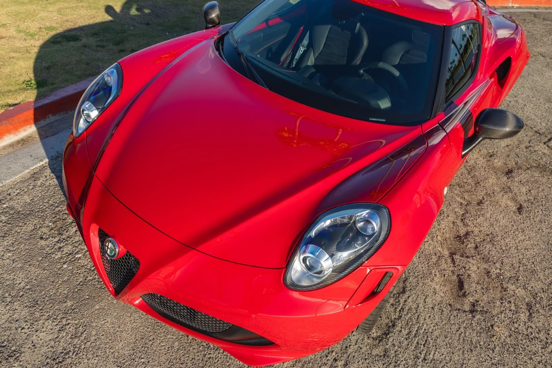 2015 Alfa Romeo 4C Coupe - Image 23 of 31