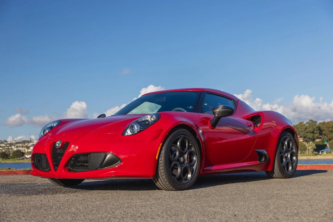 2015 Alfa Romeo 4C Coupe - Image 8 of 31