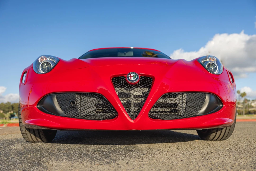 2015 Alfa Romeo 4C Coupe - Image 6 of 31