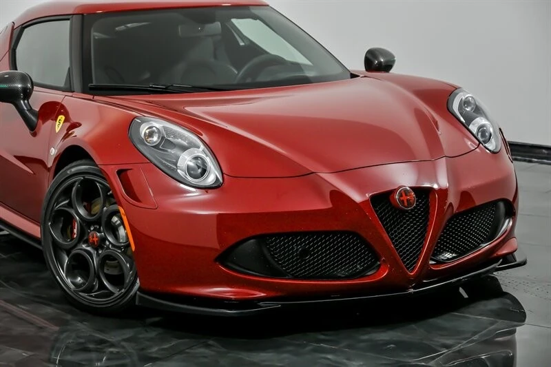 2015 Alfa Romeo 4C Coupe - Image 2 of 21