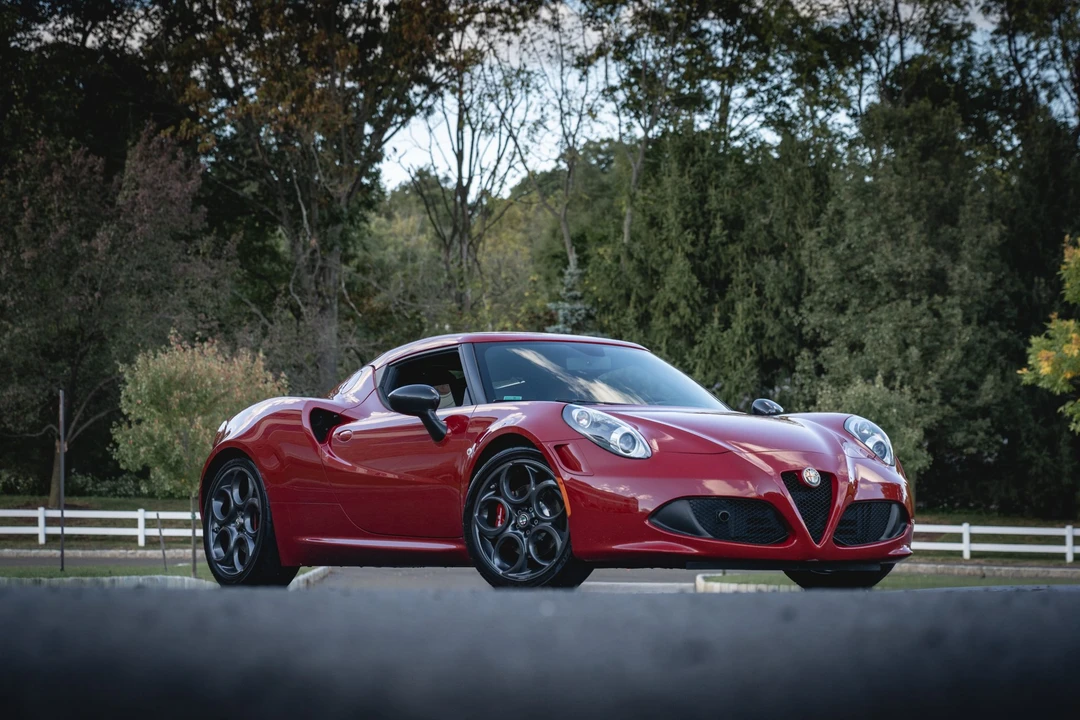 2015 Alfa Romeo 4C Coupe - Image 11 of 31