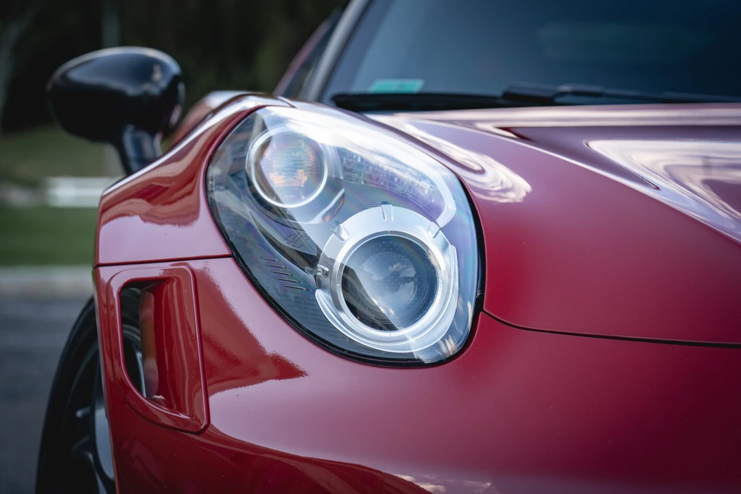 2015 Alfa Romeo 4C Coupe - Image 19 of 31