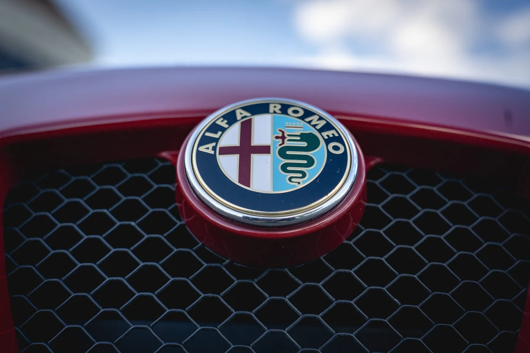 2015 Alfa Romeo 4C Coupe - Image 21 of 31