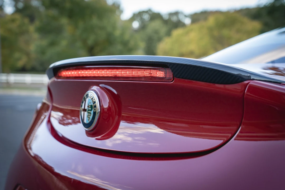 2015 Alfa Romeo 4C Coupe - Image 31 of 31