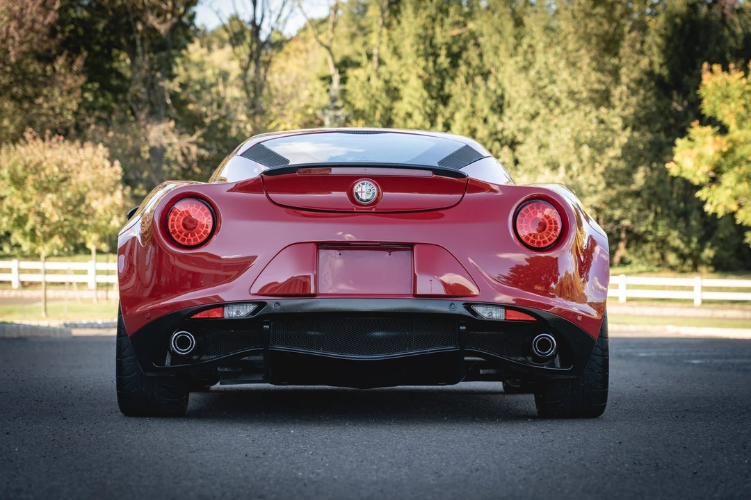 2015 Alfa Romeo 4C Coupe - Image 8 of 31