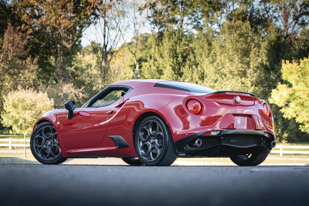 2015 Alfa Romeo 4C Coupe - Image 5 of 31
