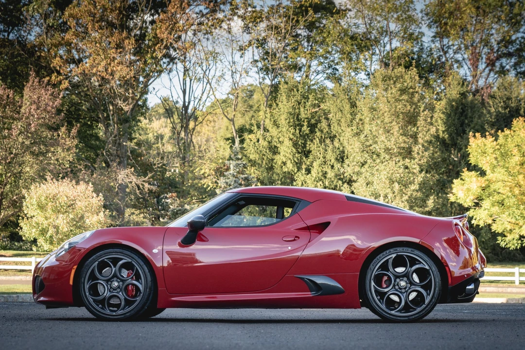 2015 Alfa Romeo 4C Coupe - Image 4 of 31