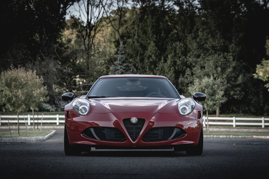 2015 Alfa Romeo 4C Coupe - Image 16 of 31