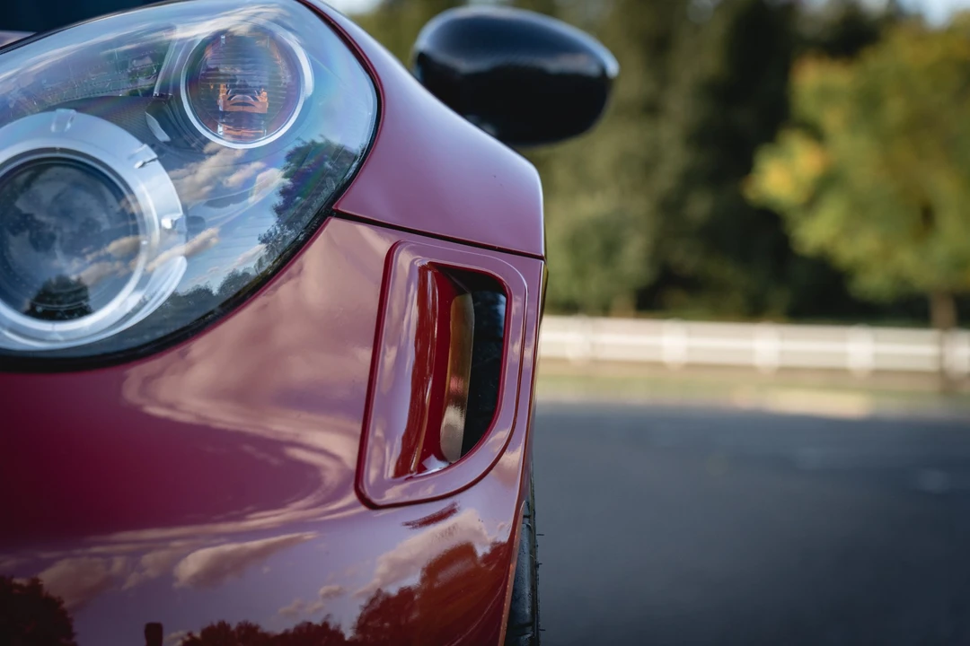 2015 Alfa Romeo 4C Coupe - Image 26 of 31