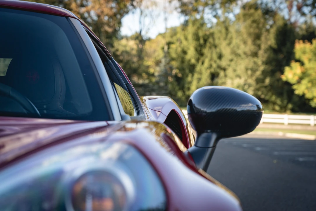 2015 Alfa Romeo 4C Coupe - Image 25 of 31