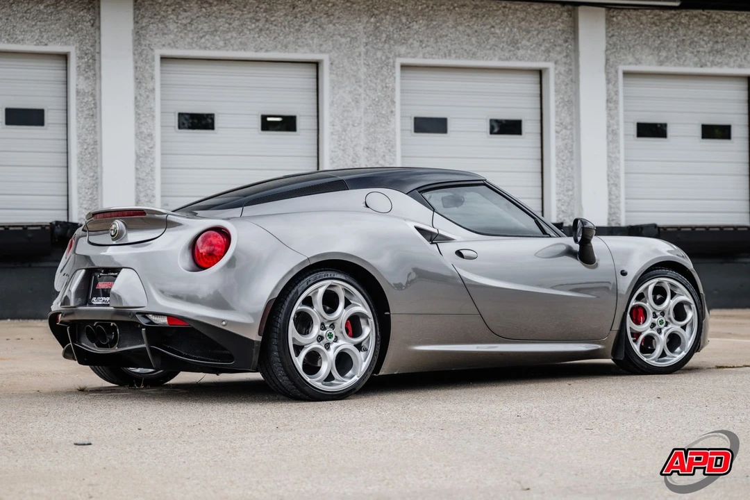 2015 Alfa Romeo 4C - Image 5 of 12