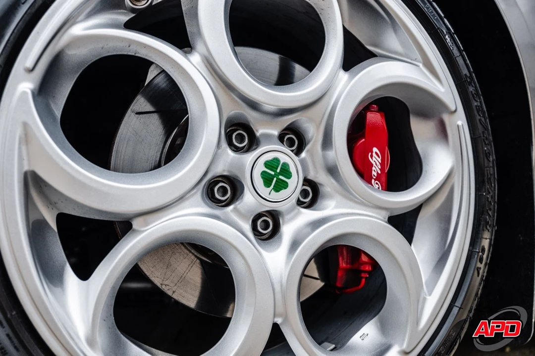 2015 Alfa Romeo 4C - Image 3 of 12