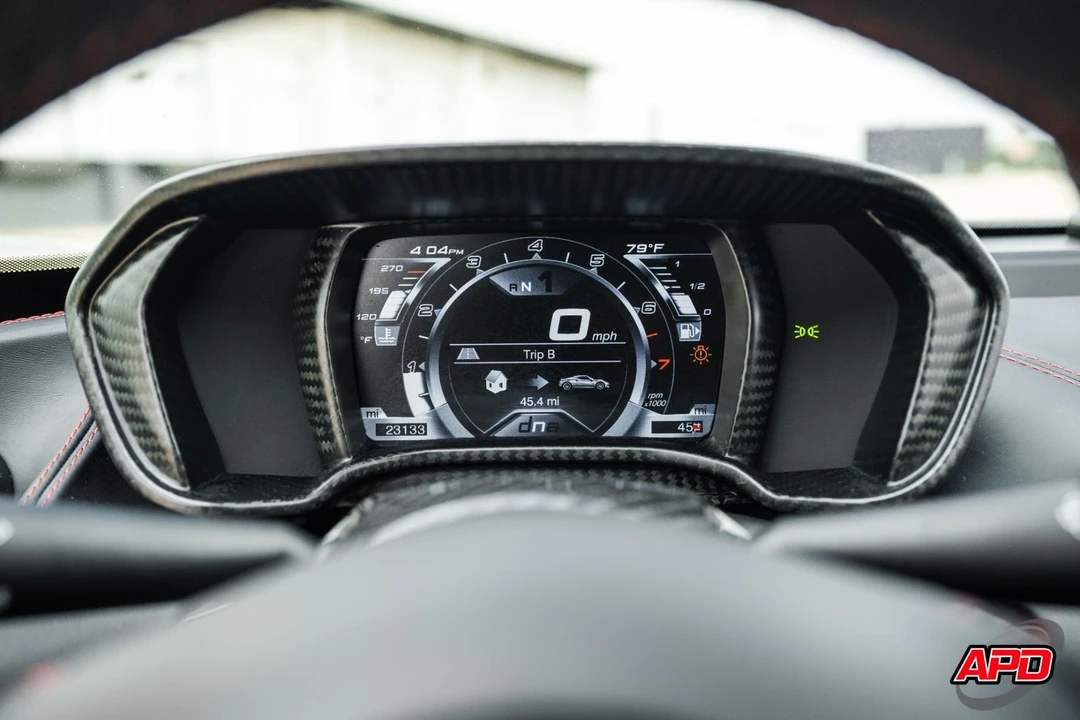 2015 Alfa Romeo 4C - Image 6 of 12