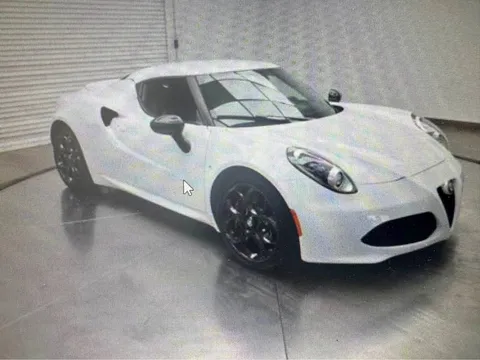 2015 Alfa Romeo 4C Coupe
