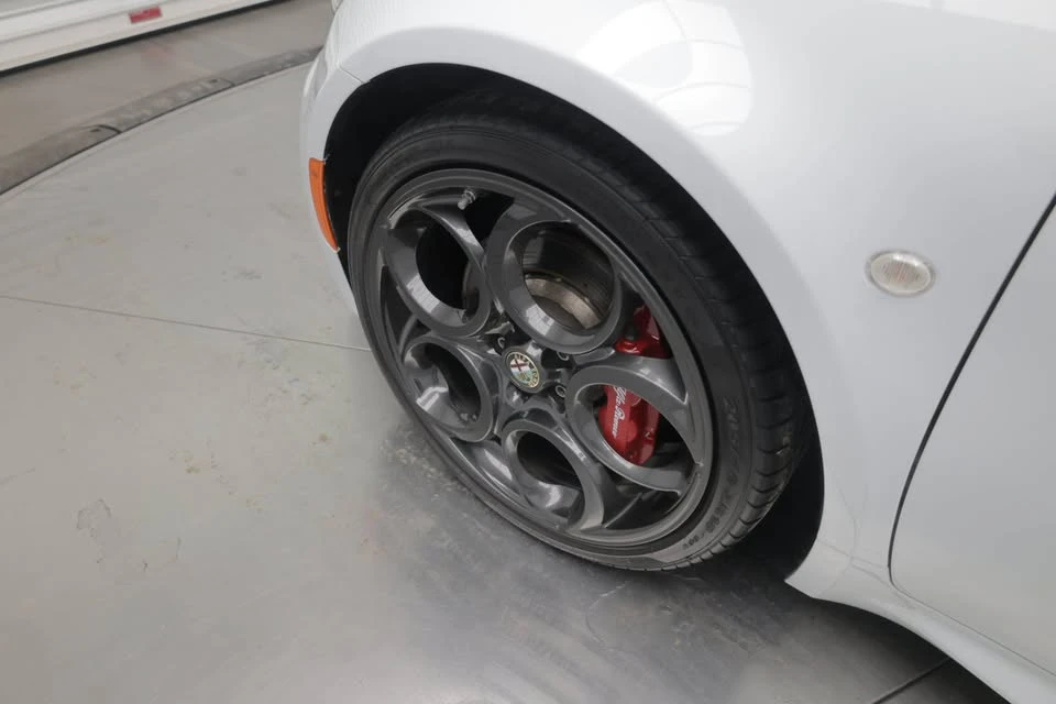 2015 Alfa Romeo 4C - Image 7 of 16