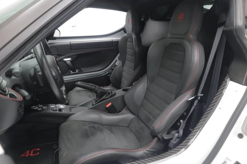 2015 Alfa Romeo 4C - Image 9 of 16