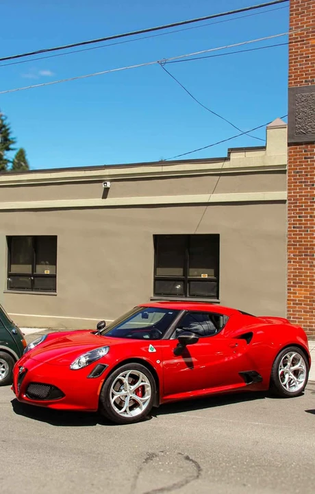 2015 Alfa Romeo 4C - Image 5 of 9