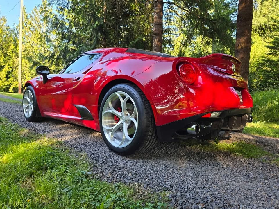 2015 Alfa Romeo 4C - Image 3 of 9