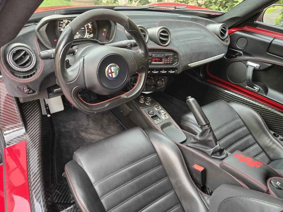 2015 Alfa Romeo 4C - Image 8 of 9