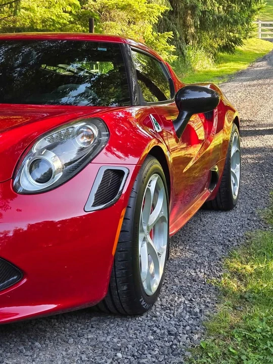 2015 Alfa Romeo 4C - Image 2 of 9