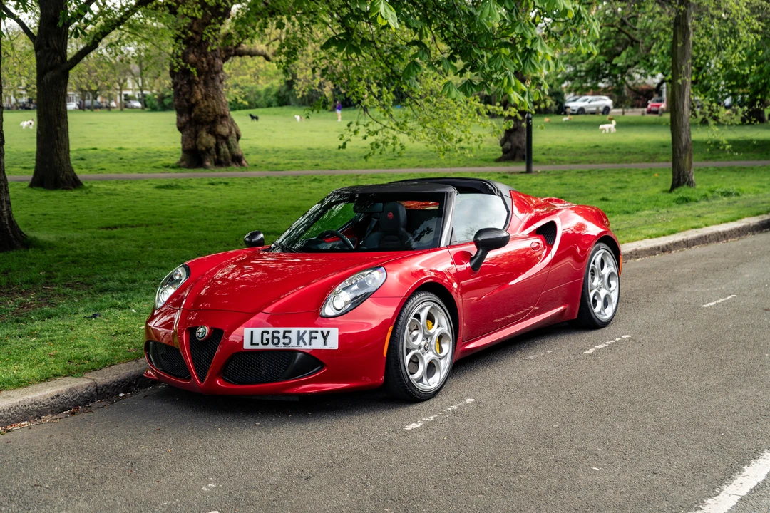 2015 Alfa Romeo 4C Spider - Image 3 of 31