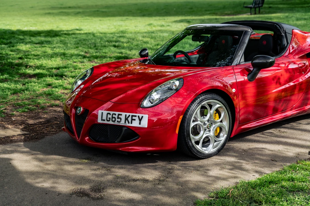 2015 Alfa Romeo 4C Spider - Image 11 of 31