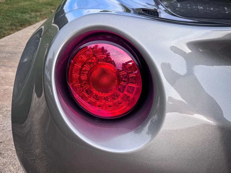 2015 Alfa Romeo 4C Spider - Image 13 of 31