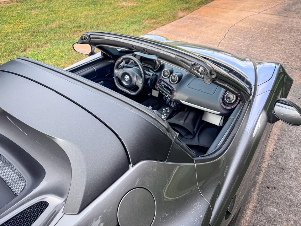 2015 Alfa Romeo 4C Spider - Image 16 of 31
