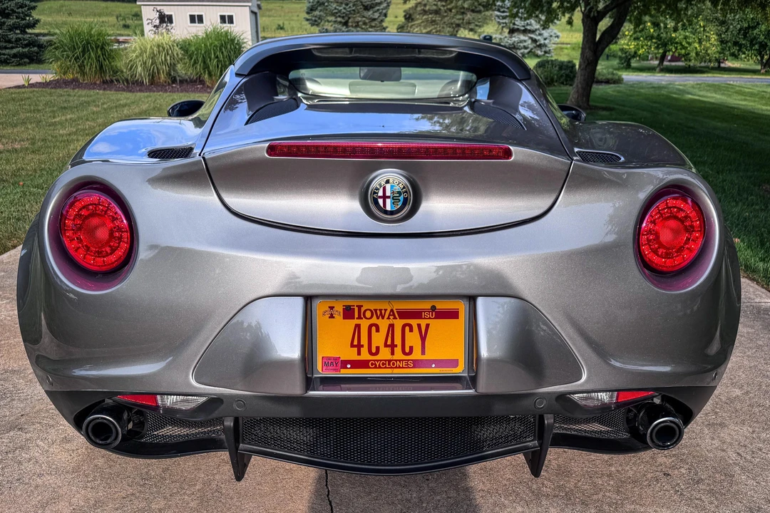 2015 Alfa Romeo 4C Spider - Image 5 of 31