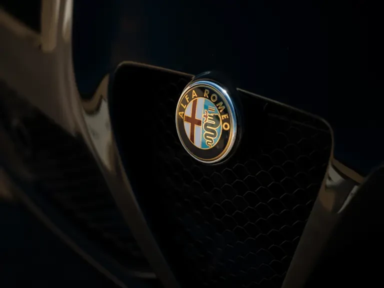 2015 Alfa Romeo 4C Spider - Image 9 of 31