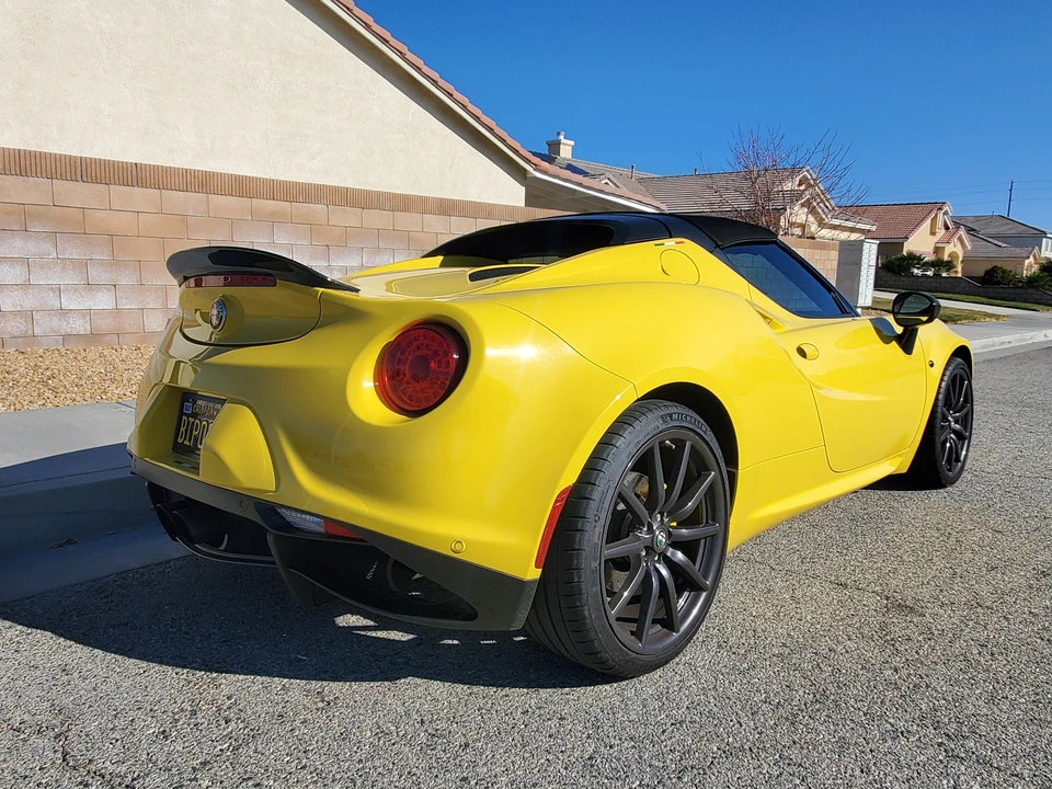 2015 Alfa Romeo 4C Spider - Image 16 of 31