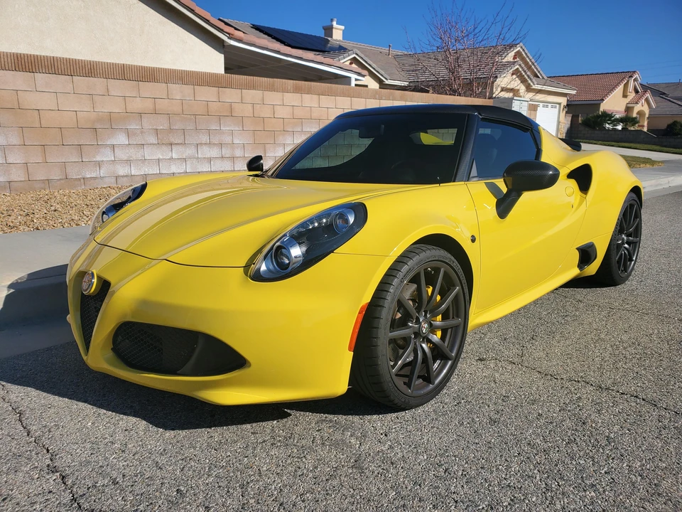 2015 Alfa Romeo 4C Spider - Image 6 of 31