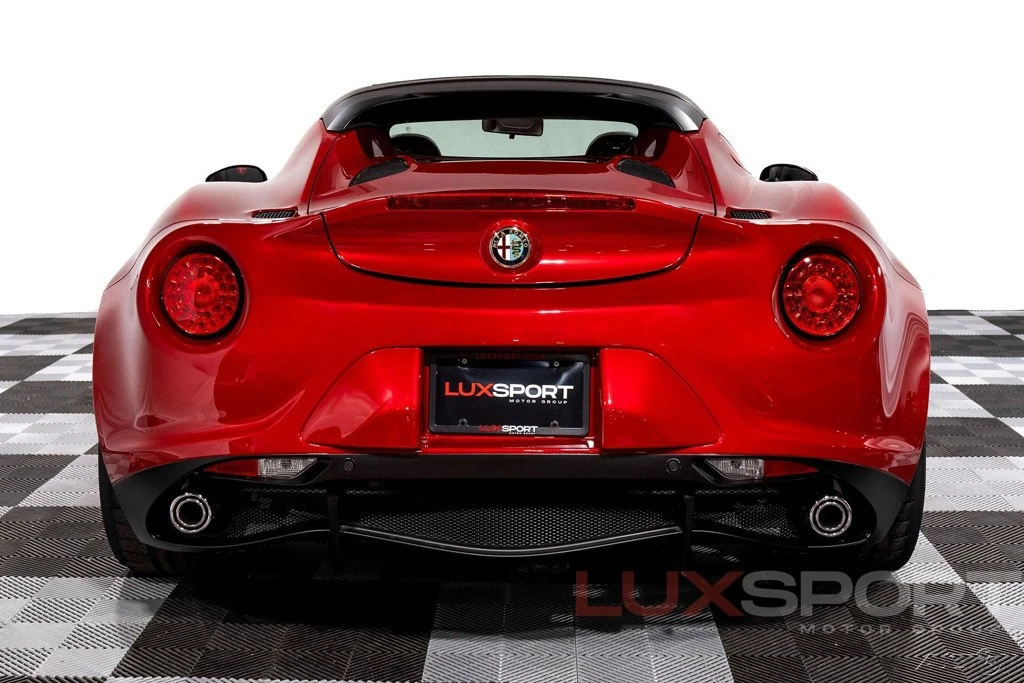 2015 Alfa Romeo 4C Spider - Image 5 of 21