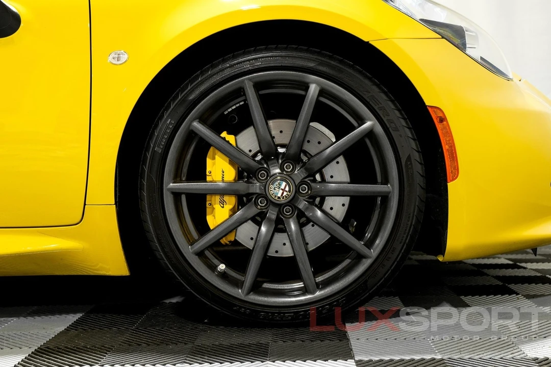 2015 Alfa Romeo 4C Spider - Image 16 of 31
