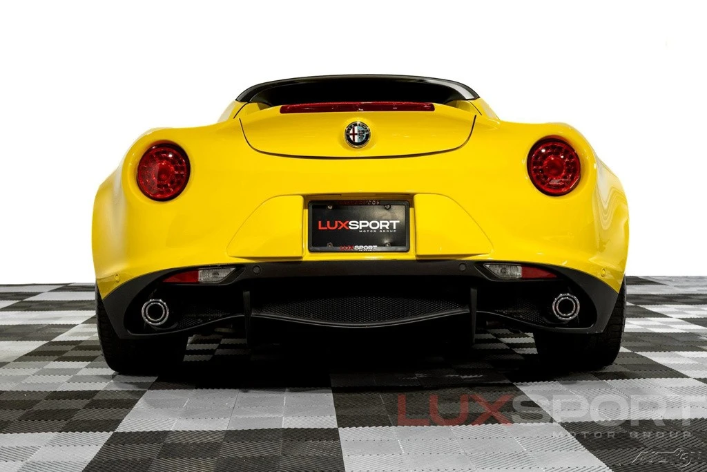 2015 Alfa Romeo 4C Spider - Image 6 of 24