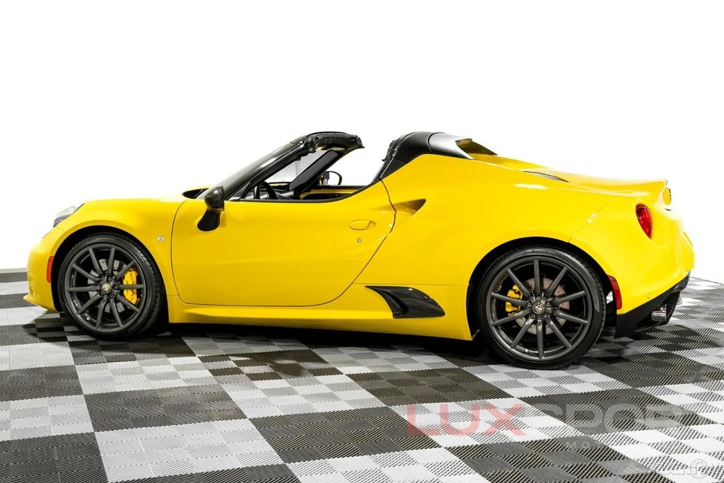 2015 Alfa Romeo 4C Spider - Image 3 of 24