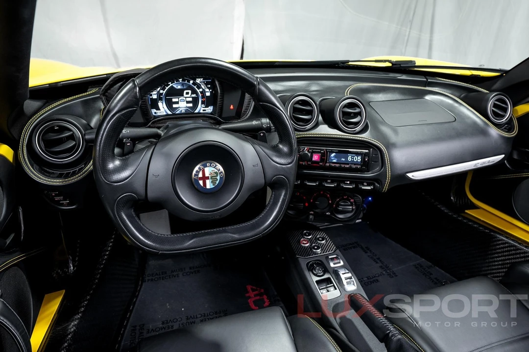 2015 Alfa Romeo 4C Spider - Image 29 of 31