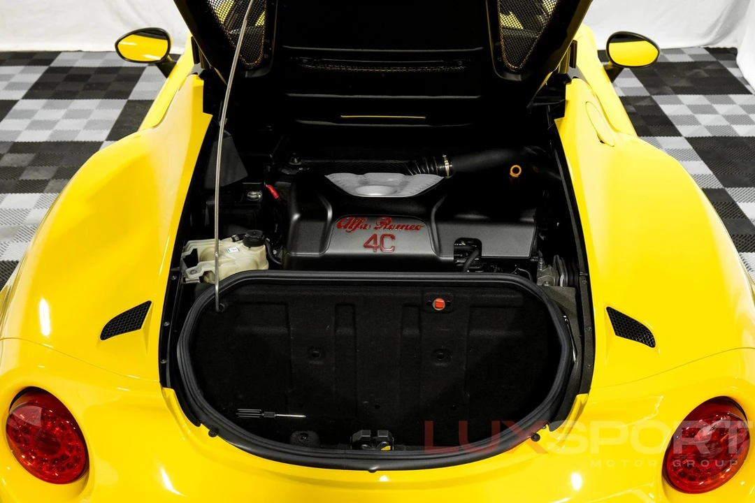 2015 Alfa Romeo 4C Spider - Image 17 of 31