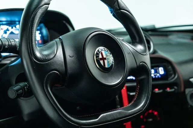 2015 Alfa Romeo 4C Coupe - Image 18 of 20