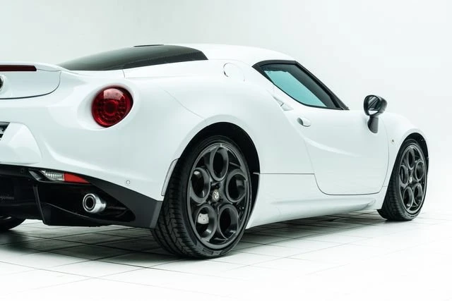 2015 Alfa Romeo 4C Coupe - Image 9 of 20