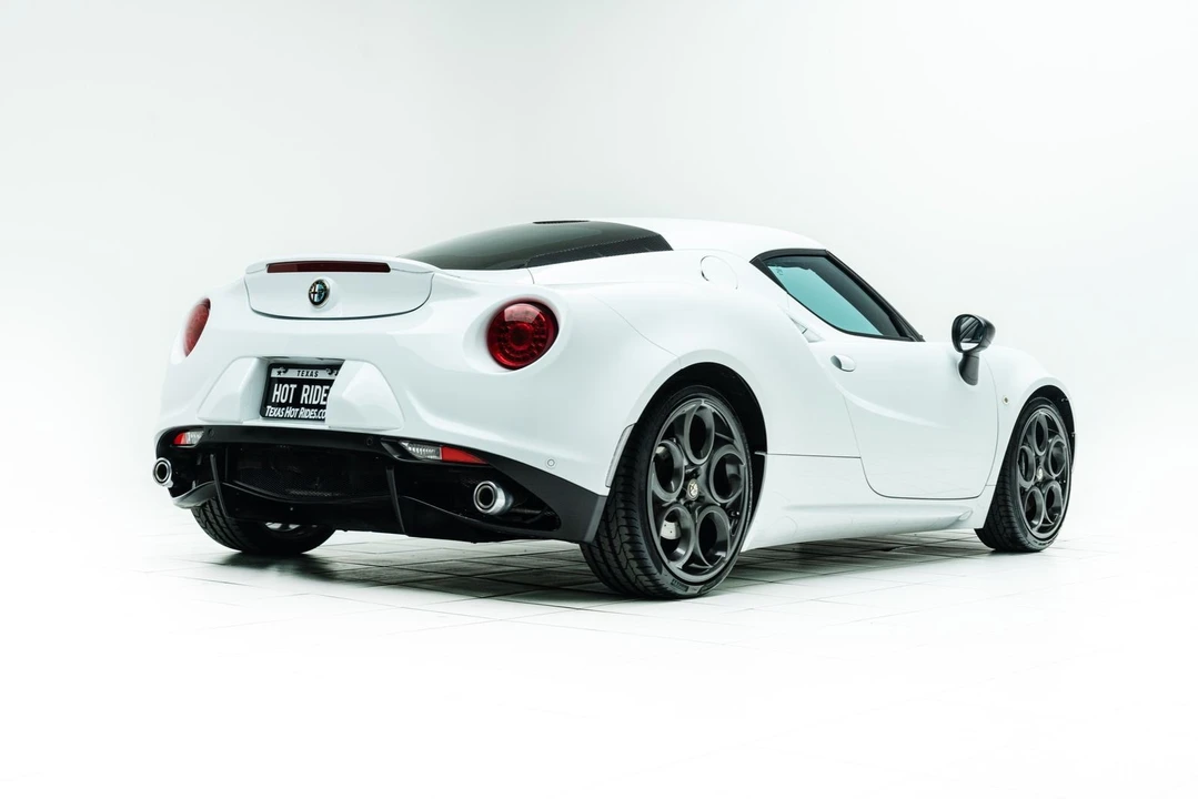 2015 Alfa Romeo 4C Coupe - Image 12 of 12