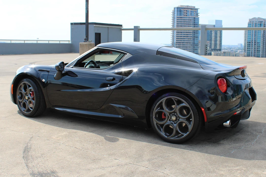 2015 Alfa Romeo 4C - Image 4 of 14
