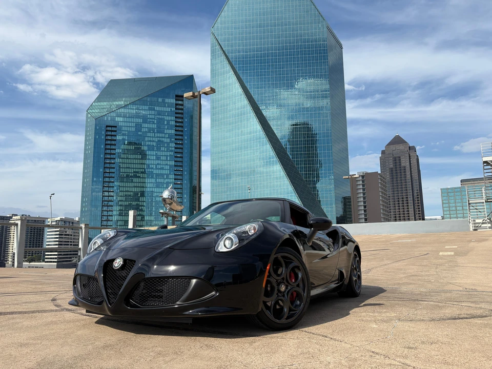 2015 Alfa Romeo 4C - Image 7 of 14