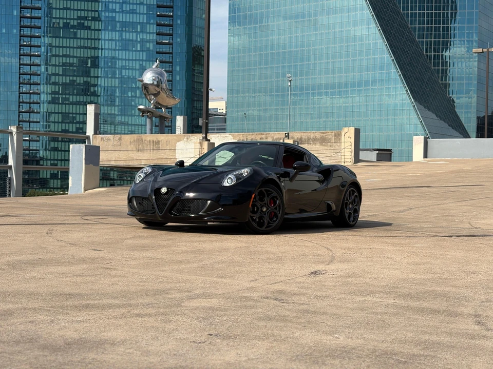 2015 Alfa Romeo 4C - Image 10 of 14